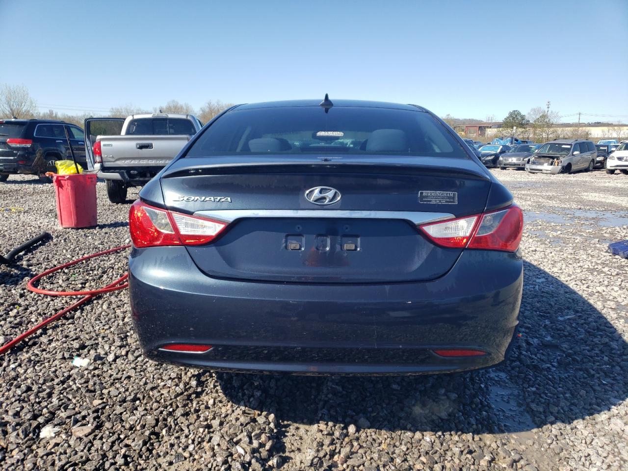 2013 Hyundai Sonata - Image 6