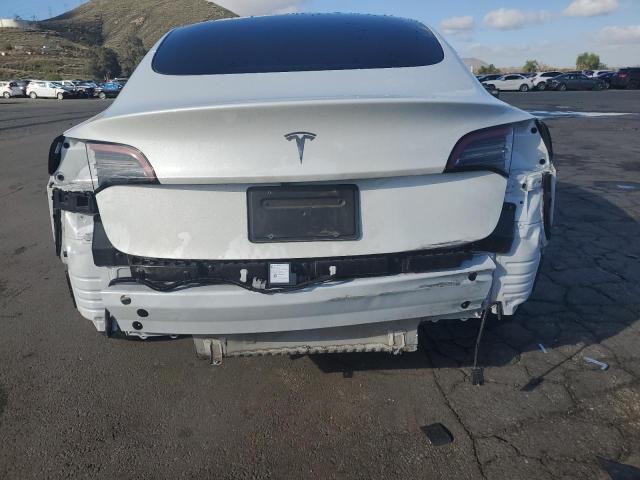  TESLA MODEL 3 2023 Biały