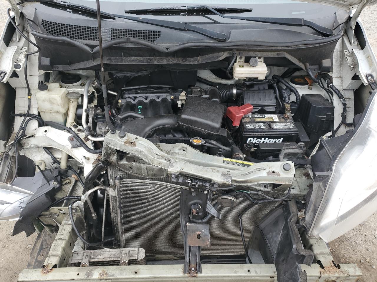 2015 Nissan NV - Image 12