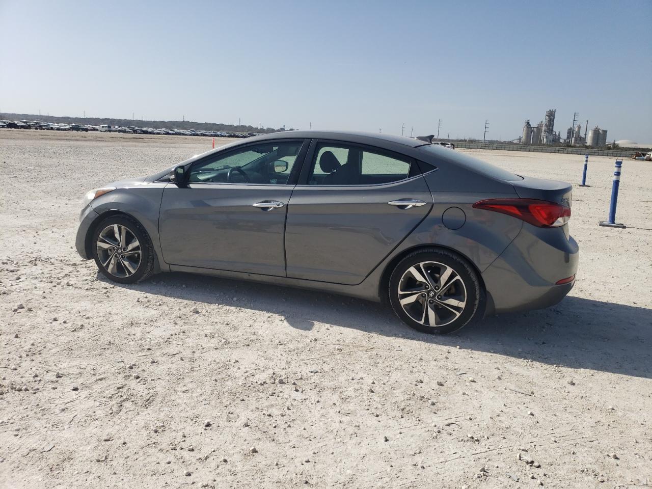 2014 Hyundai Elantra - Image 2