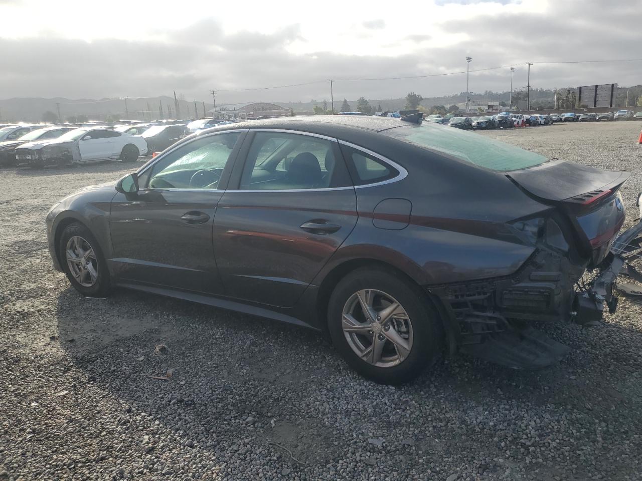 2022 Hyundai Sonata - Image 2
