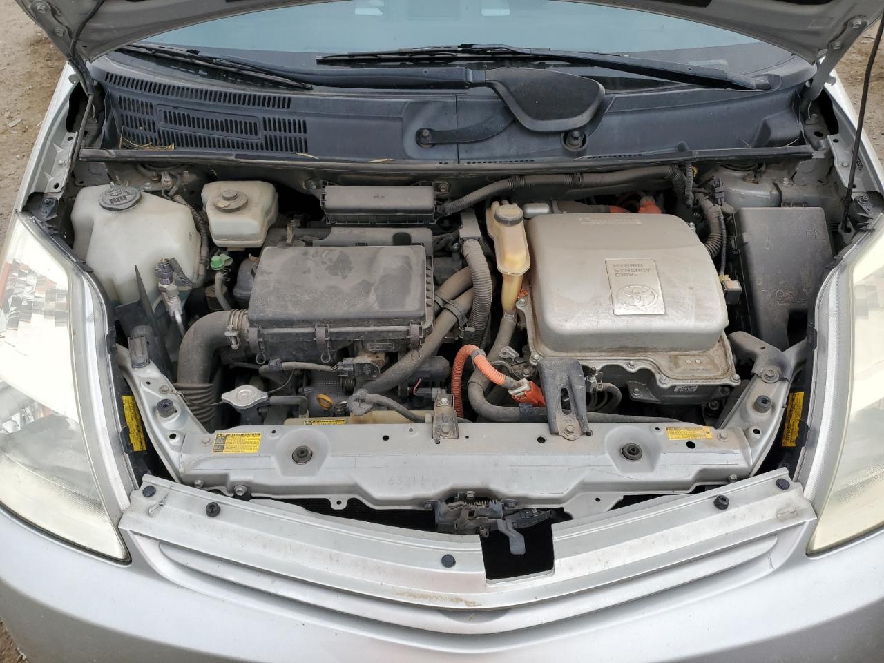 2005 Toyota Prius - Image 11