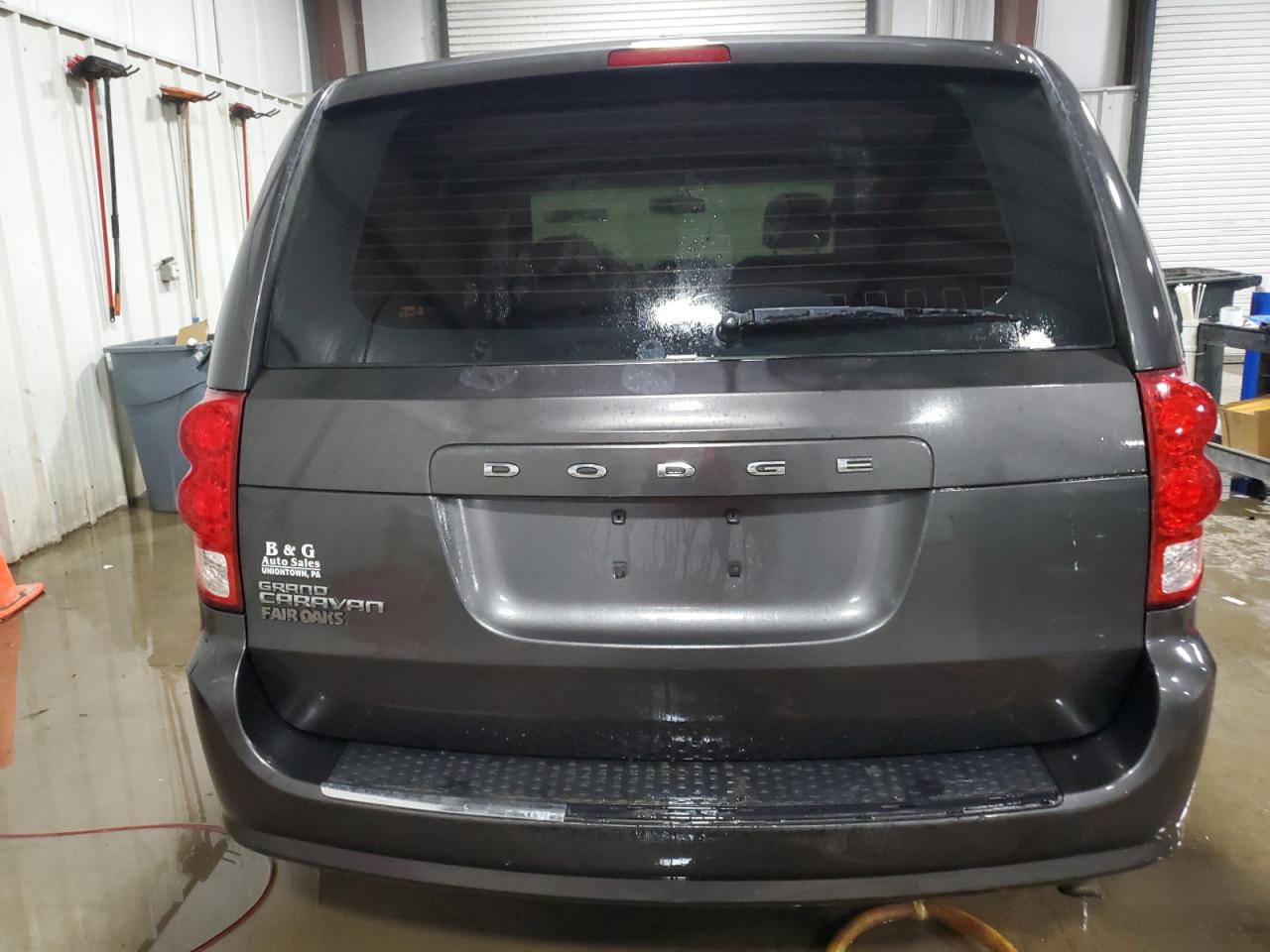 2015 Dodge Caravan - Image 6