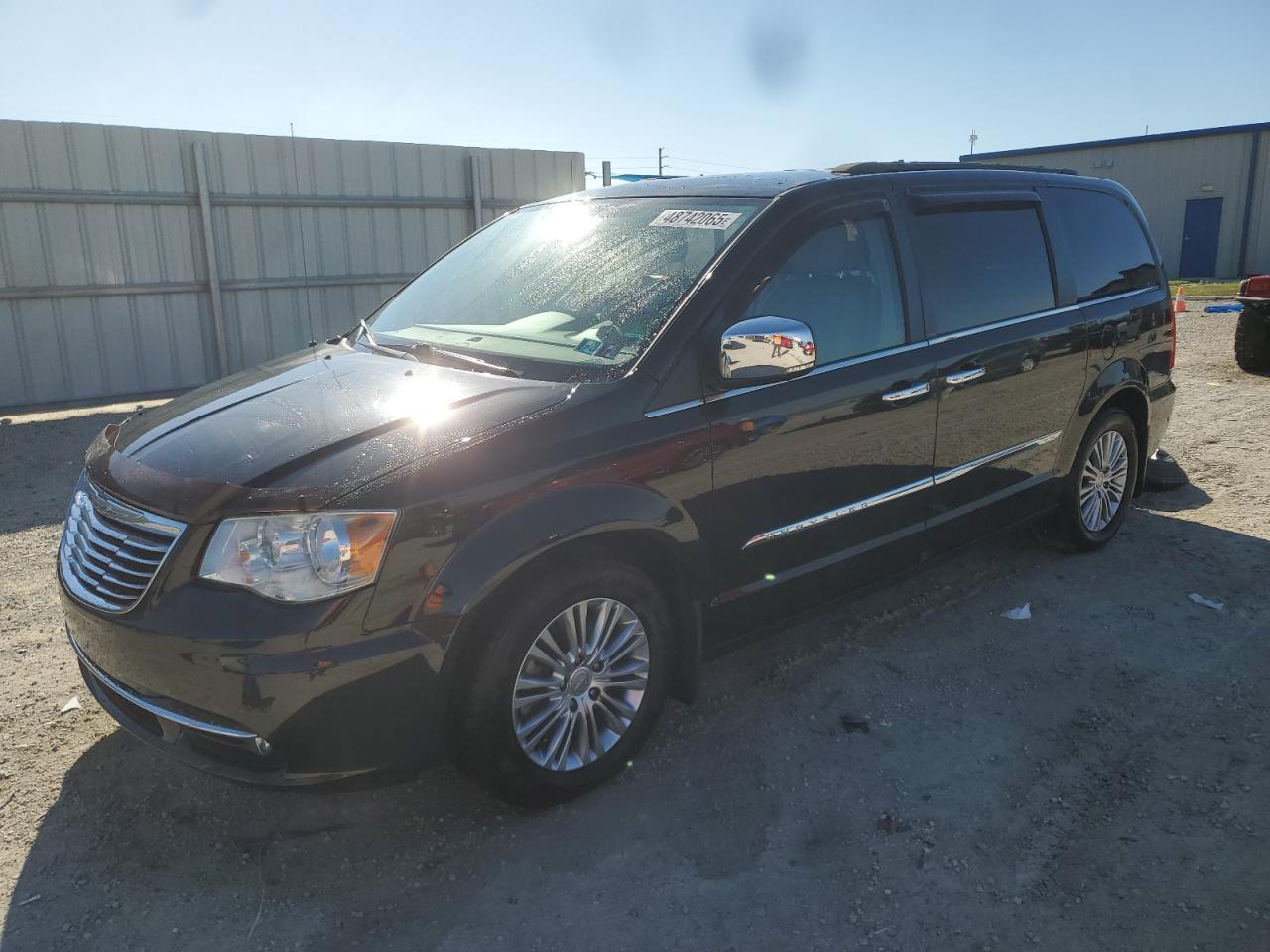 2013 Chrysler Town & Country - Image 1