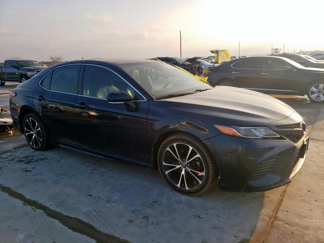 2019 Toyota Camry - Image 4