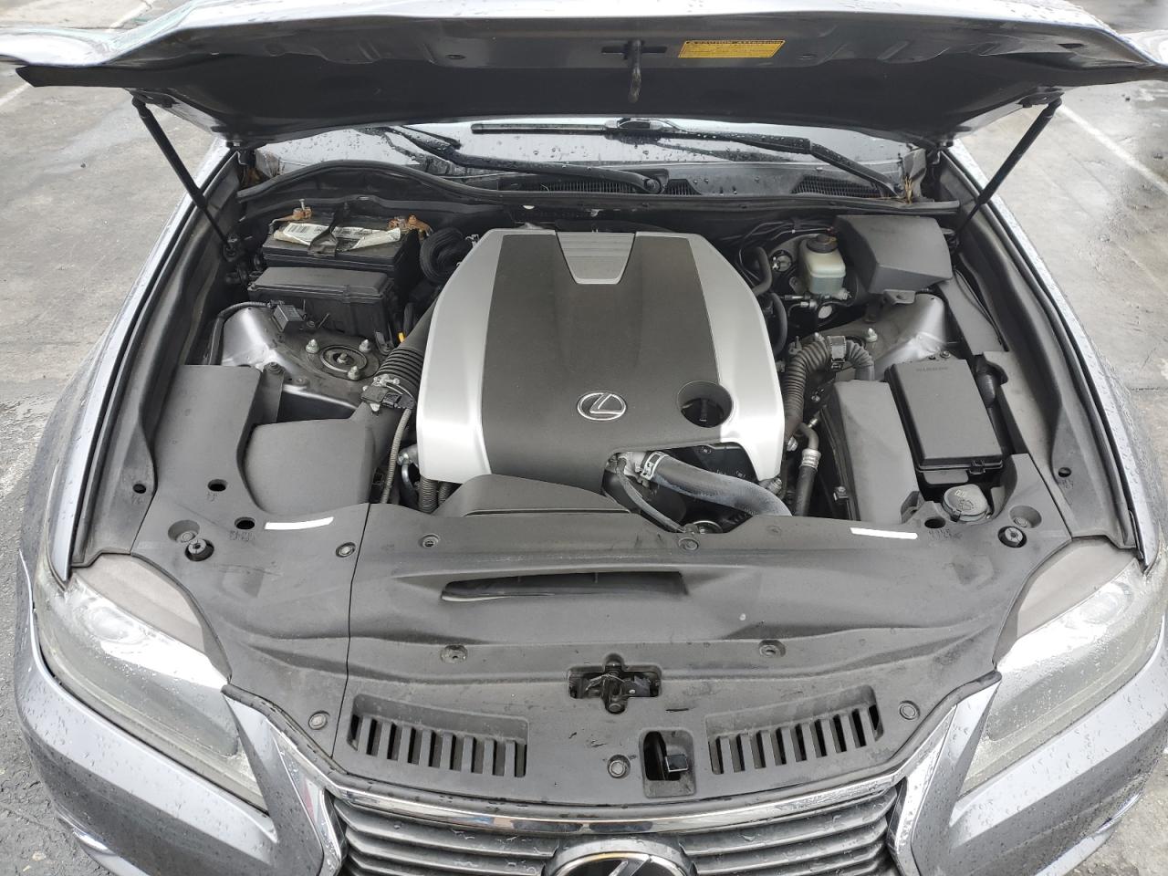 2014 Lexus GS - Image 11