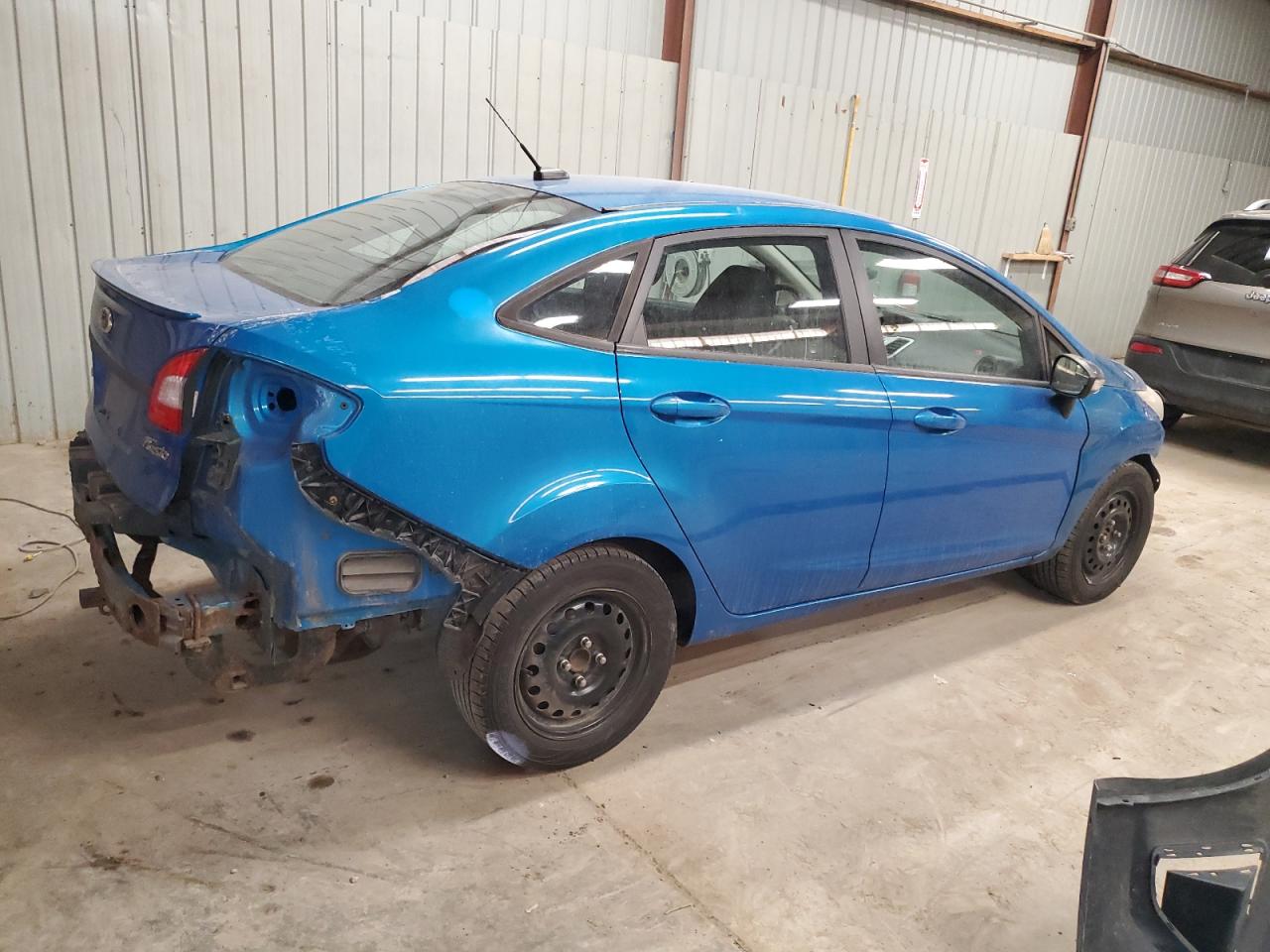 2013 Ford Fiesta - Image 3