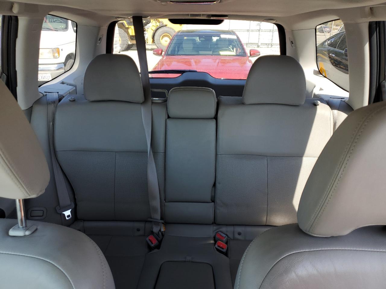 2013 Subaru Forester - Image 10