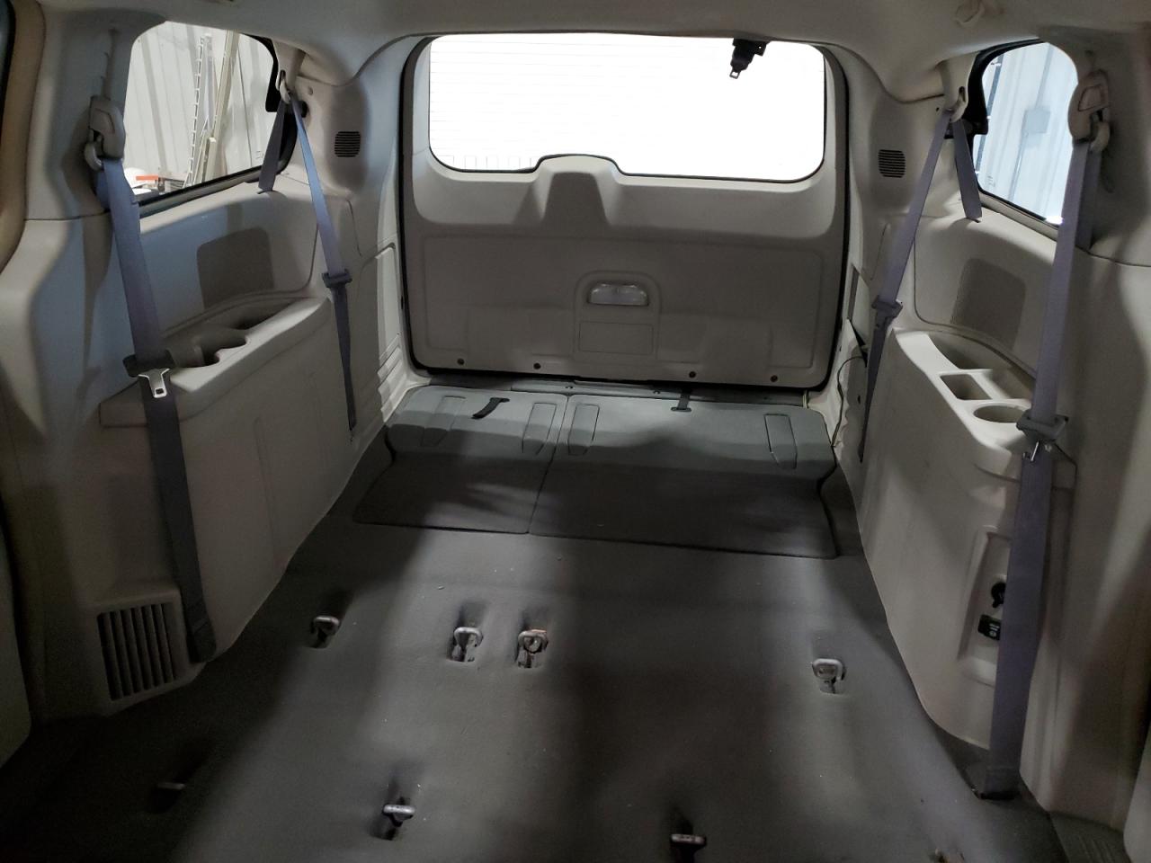 2008 Dodge Caravan - Image 10