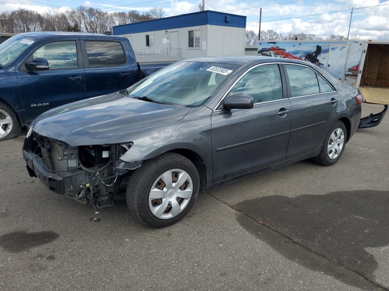 2009 Toyota Camry Base for Sale in Ham Lake, MN - Front End