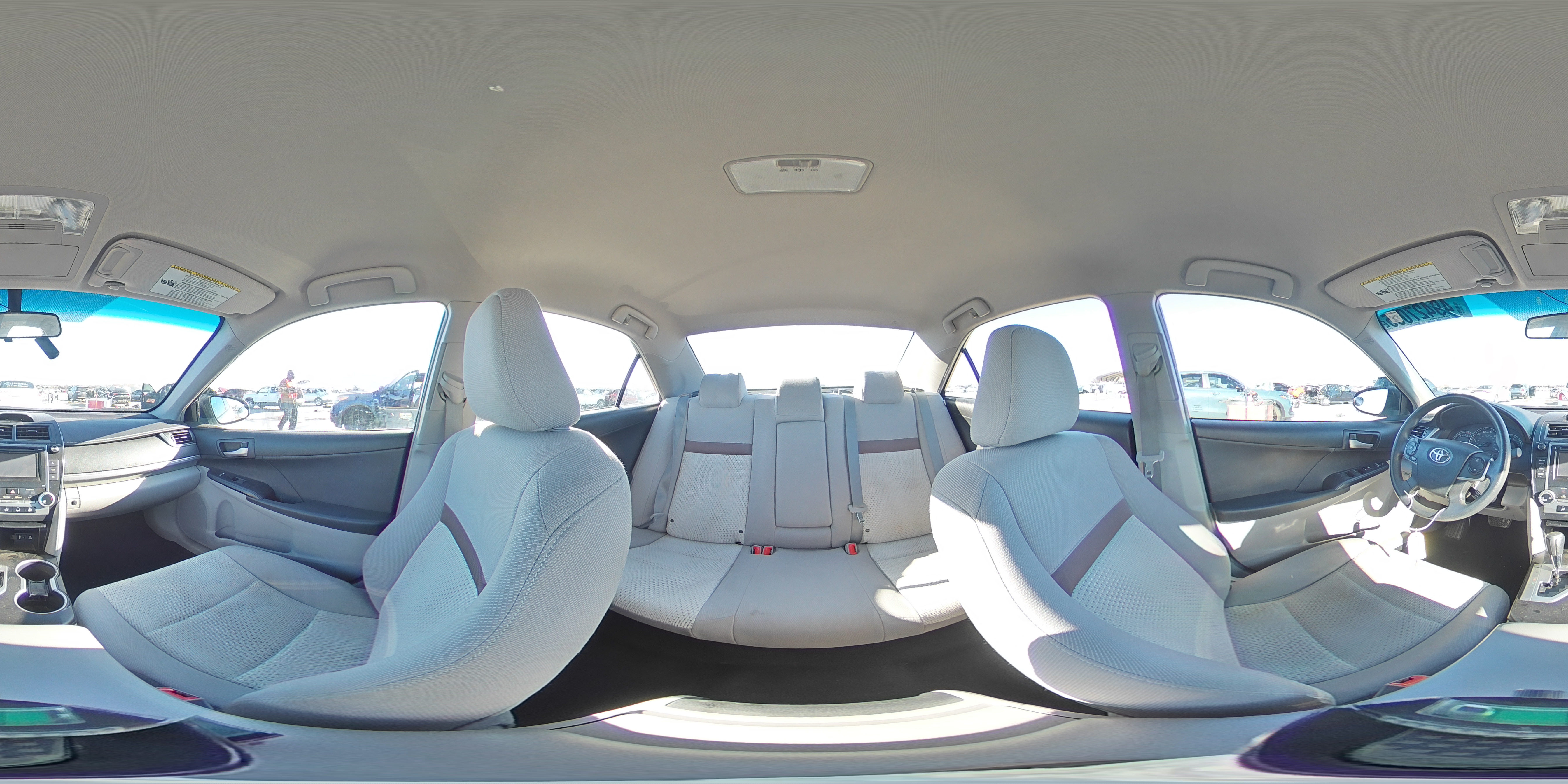 2012 Toyota Camry - Image 14