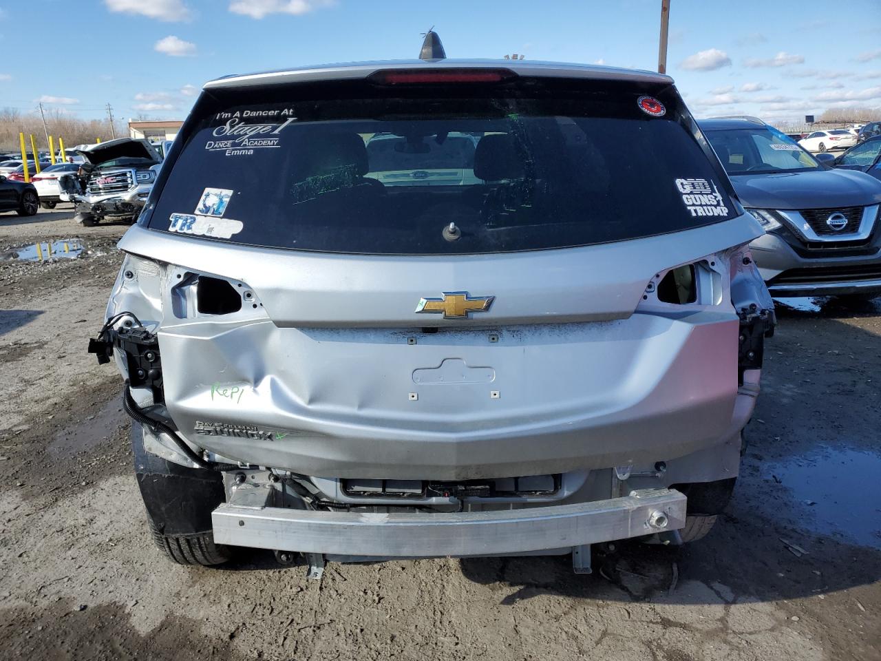 2022 Chevrolet Equinox - Image 6