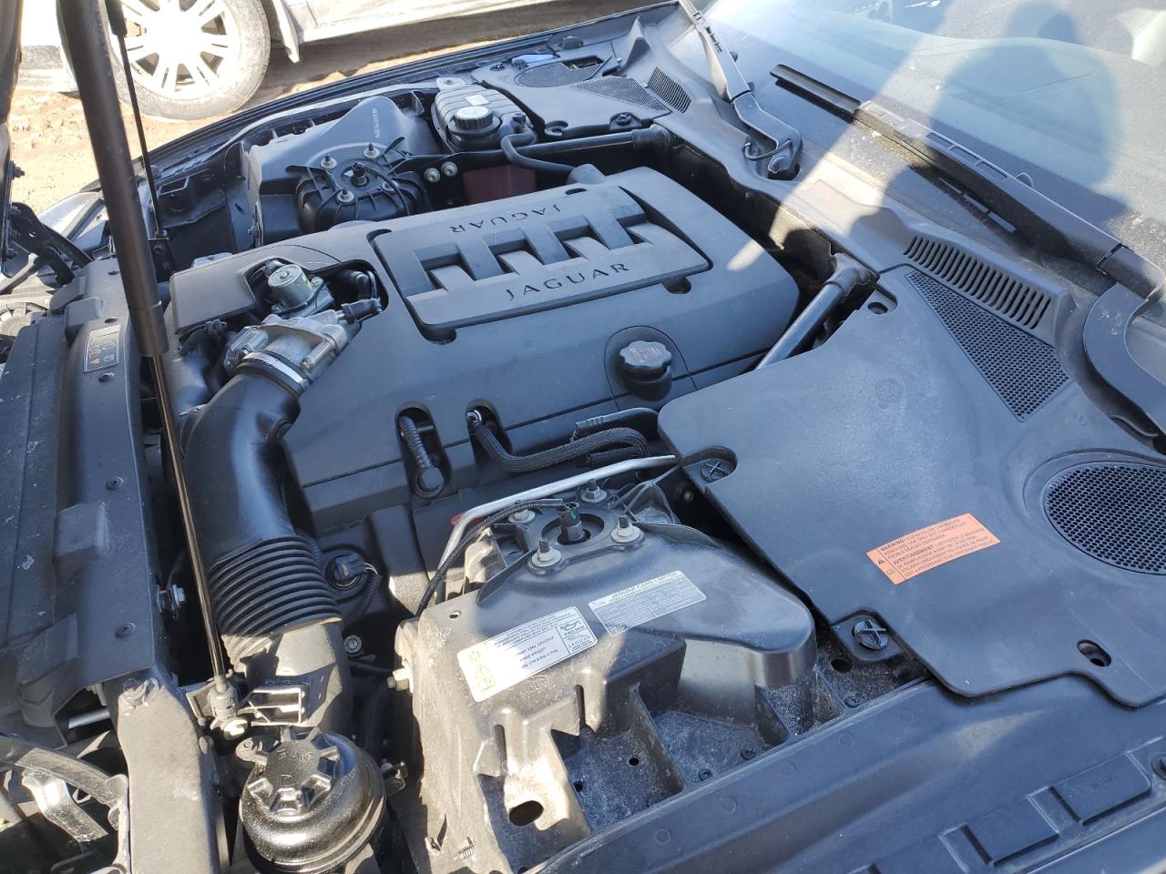 2009 Jaguar XK - Image 11