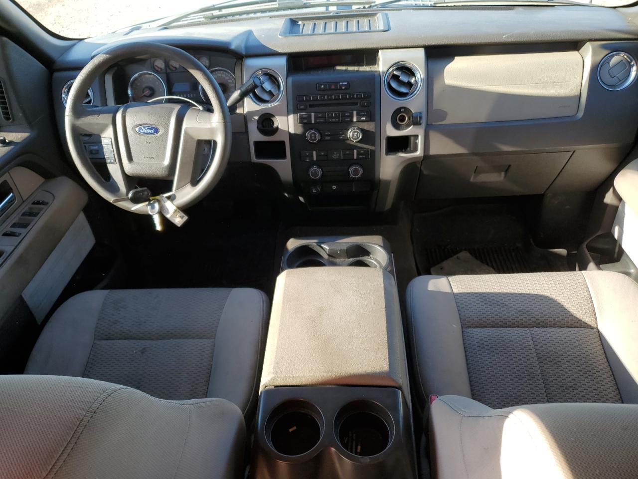 2010 Ford F-150 - Image 8