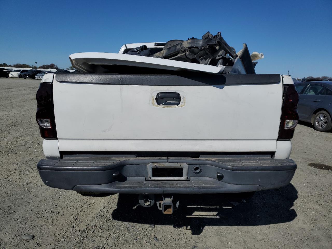 2005 Chevrolet Silverado - Image 6