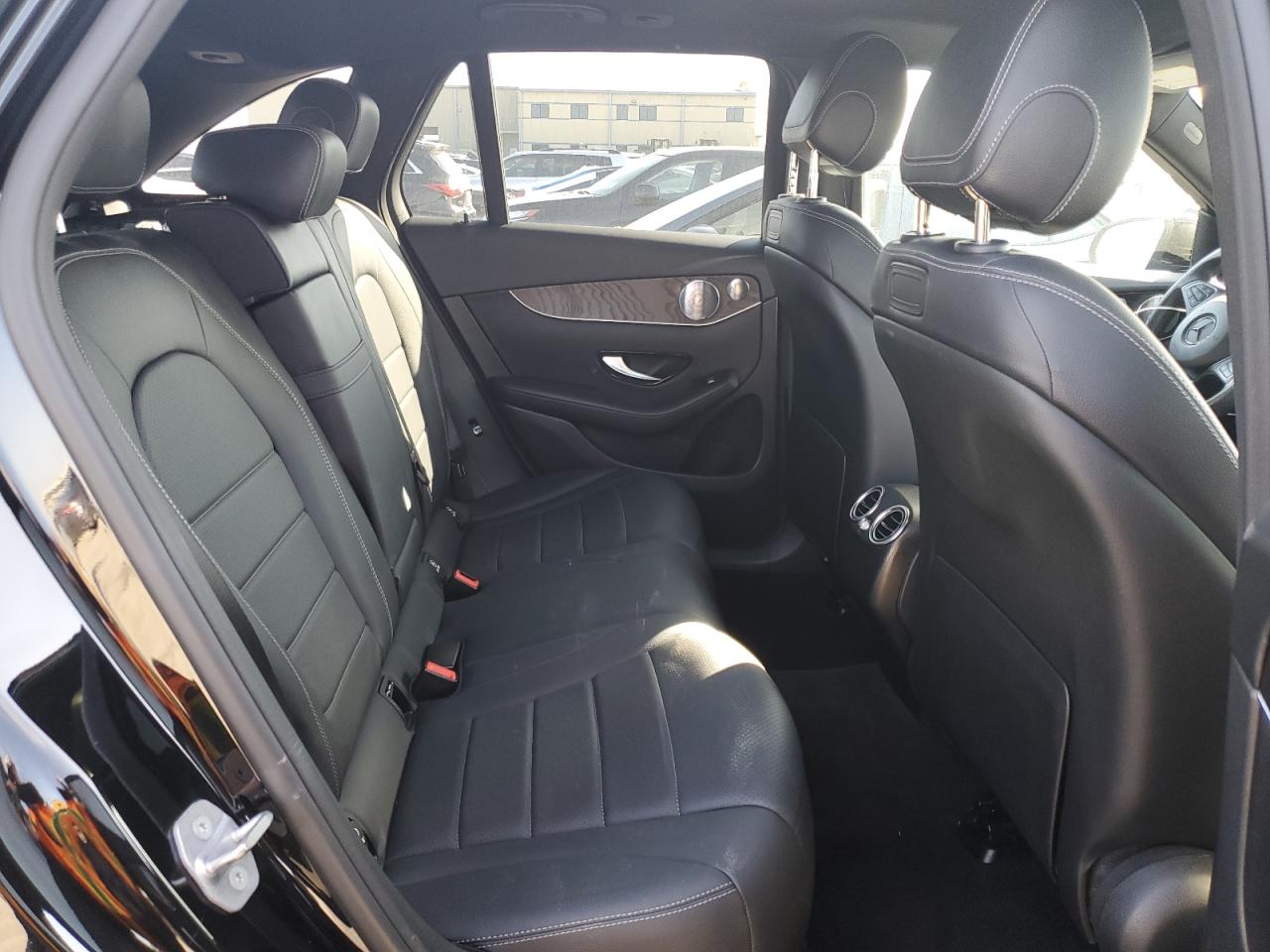 2018 Mercedes-Benz GLC - Image 11