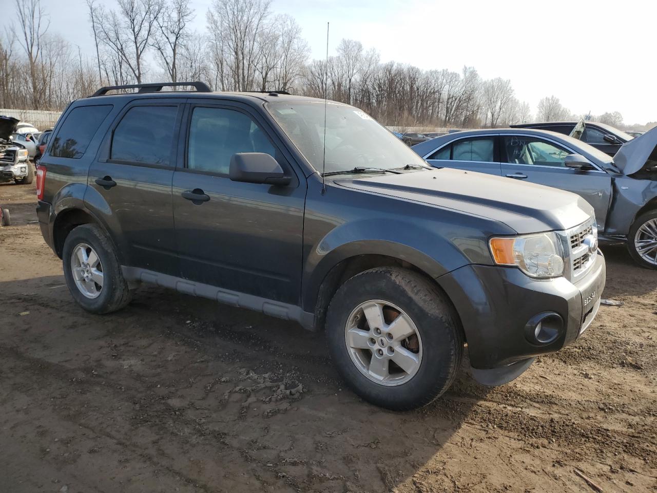 2009 Ford Escape - Image 4
