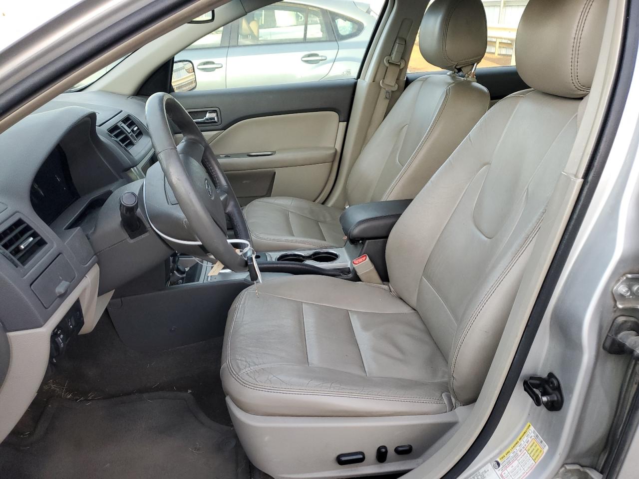 2012 Ford Fusion - Image 7