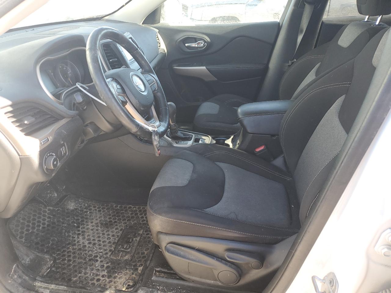 2018 Jeep Grand Cherokee - Image 7