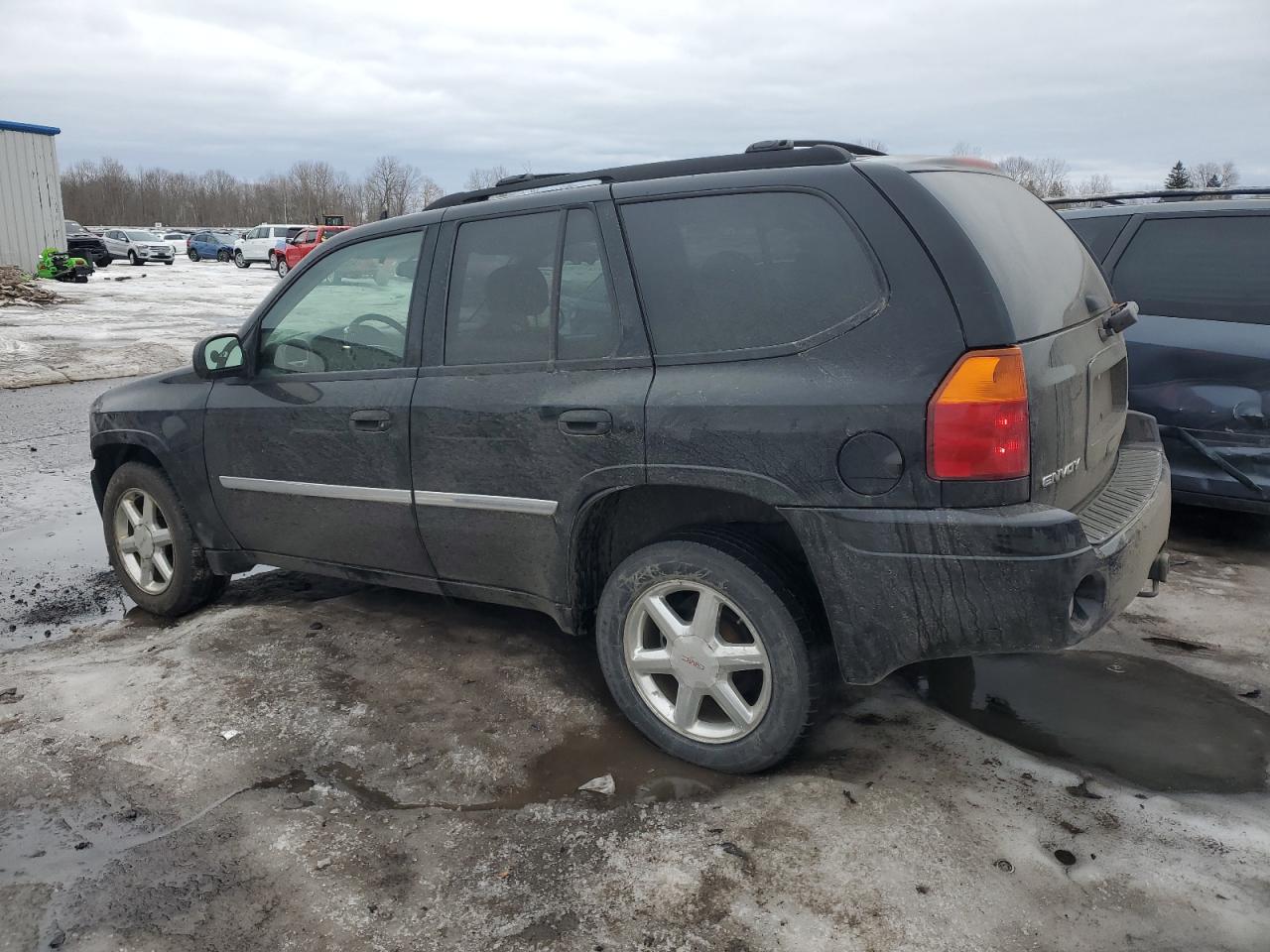 2007 GMC Envoy - Image 2