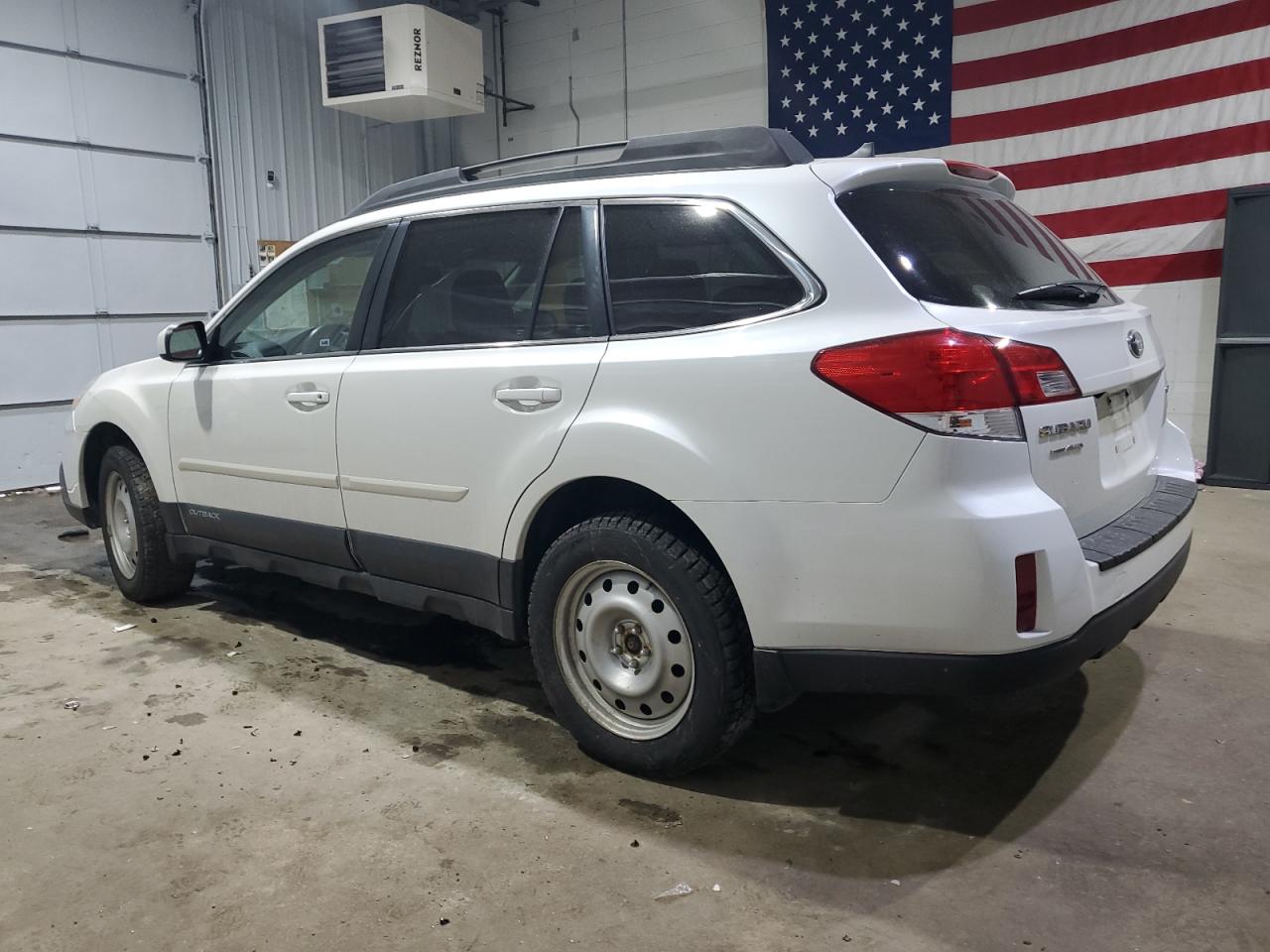 2013 Subaru Outback - Image 2