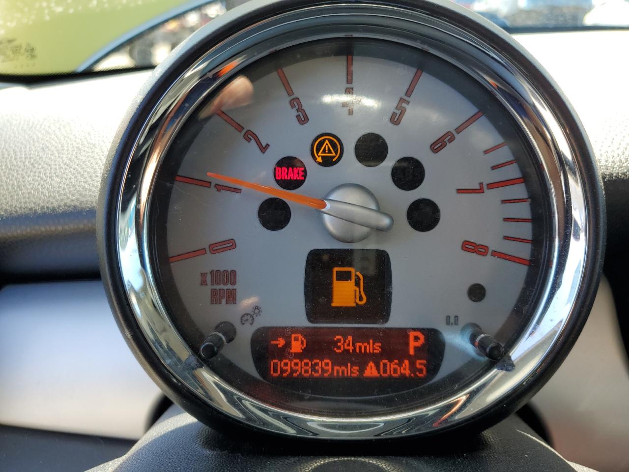 2010 MINI Cooper - Image 9