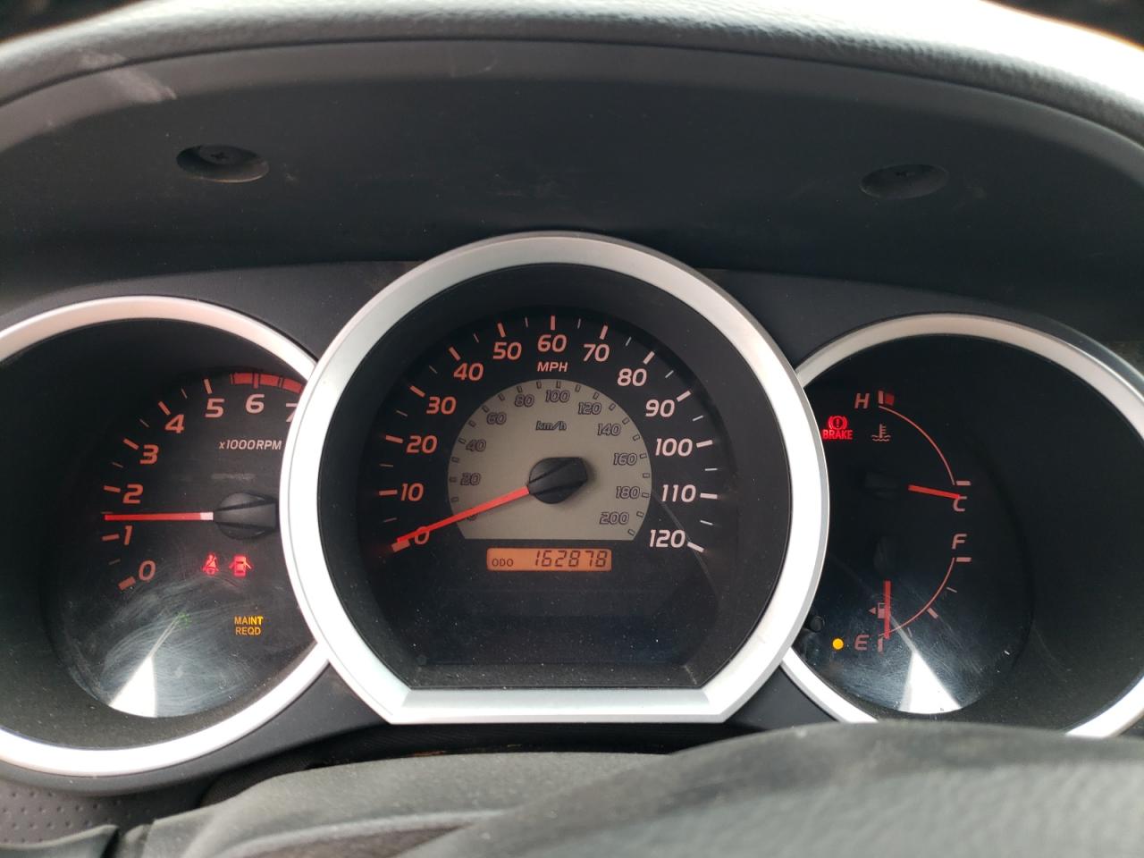 2005 Toyota Tacoma - Image 9