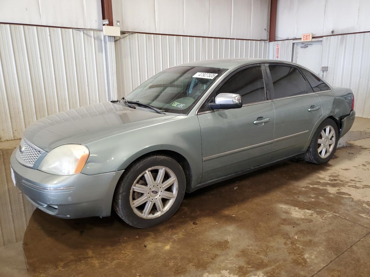 2005 Ford Five Hundred - Image 1