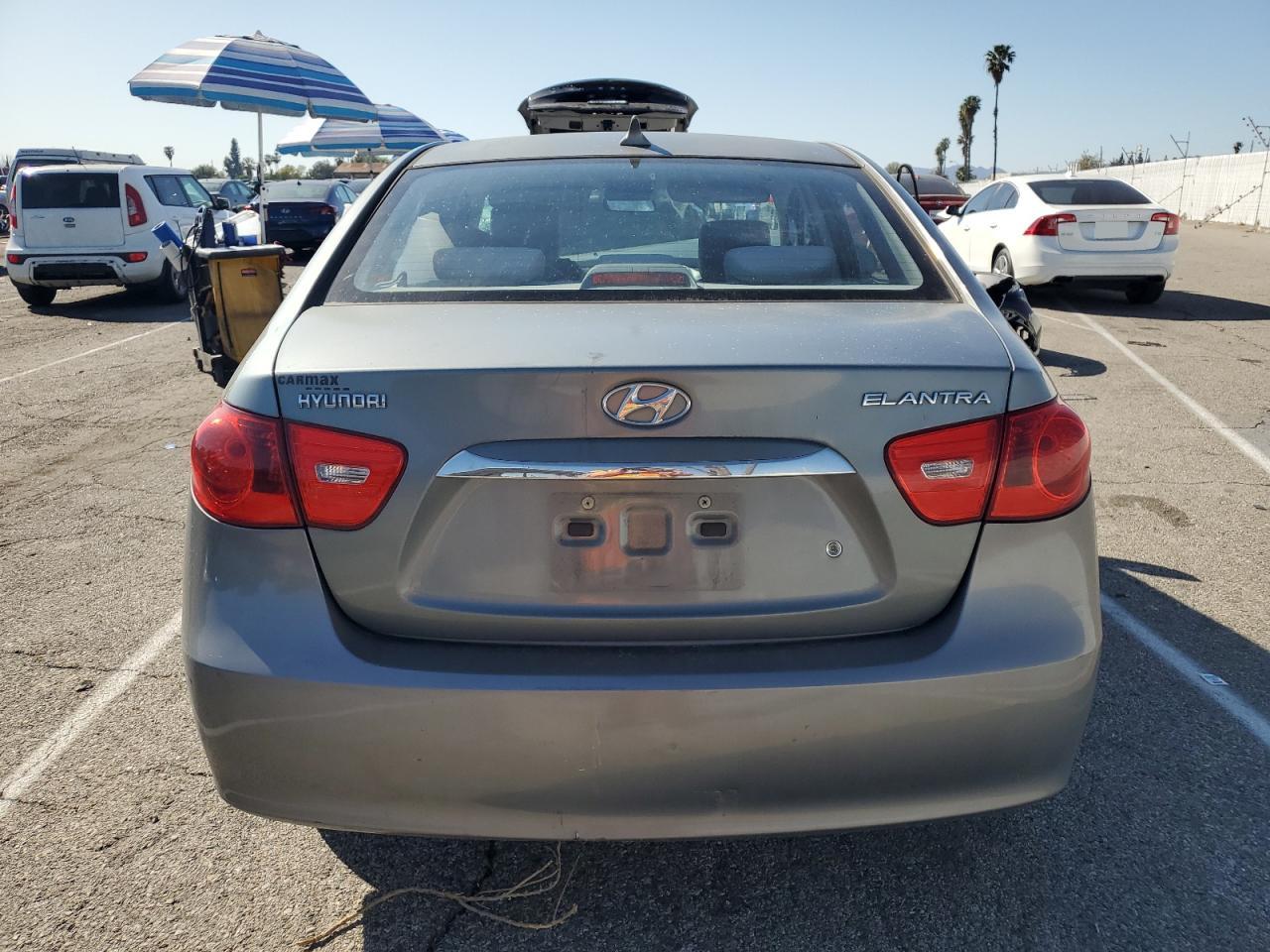 2010 Hyundai Elantra - Image 6
