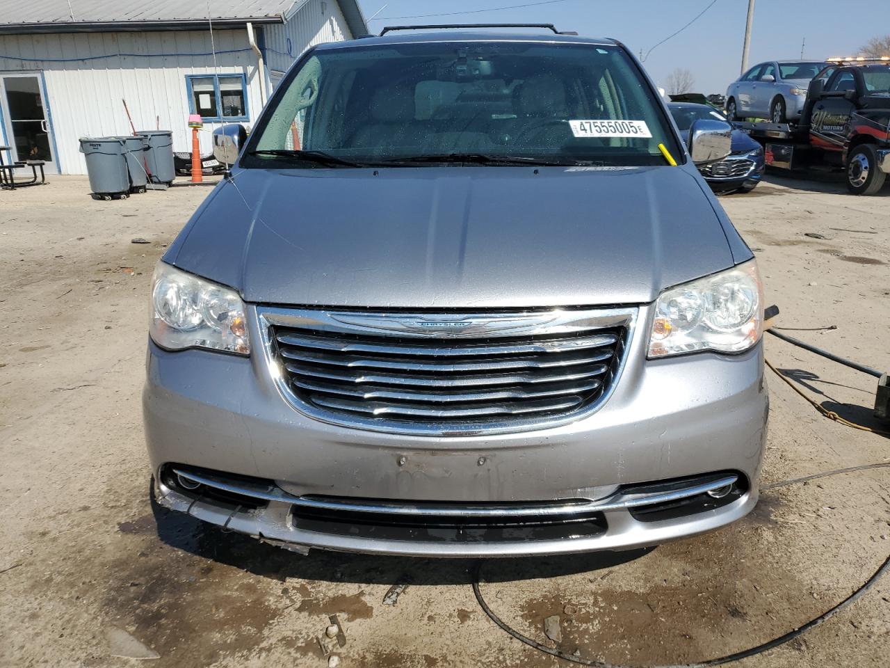 2013 Chrysler Town & Country - Image 5