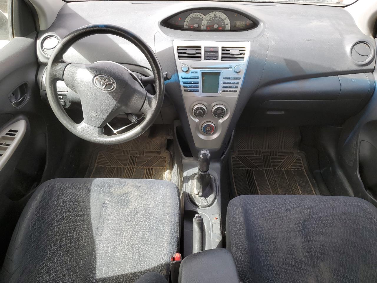 2008 Toyota Yaris - Image 8