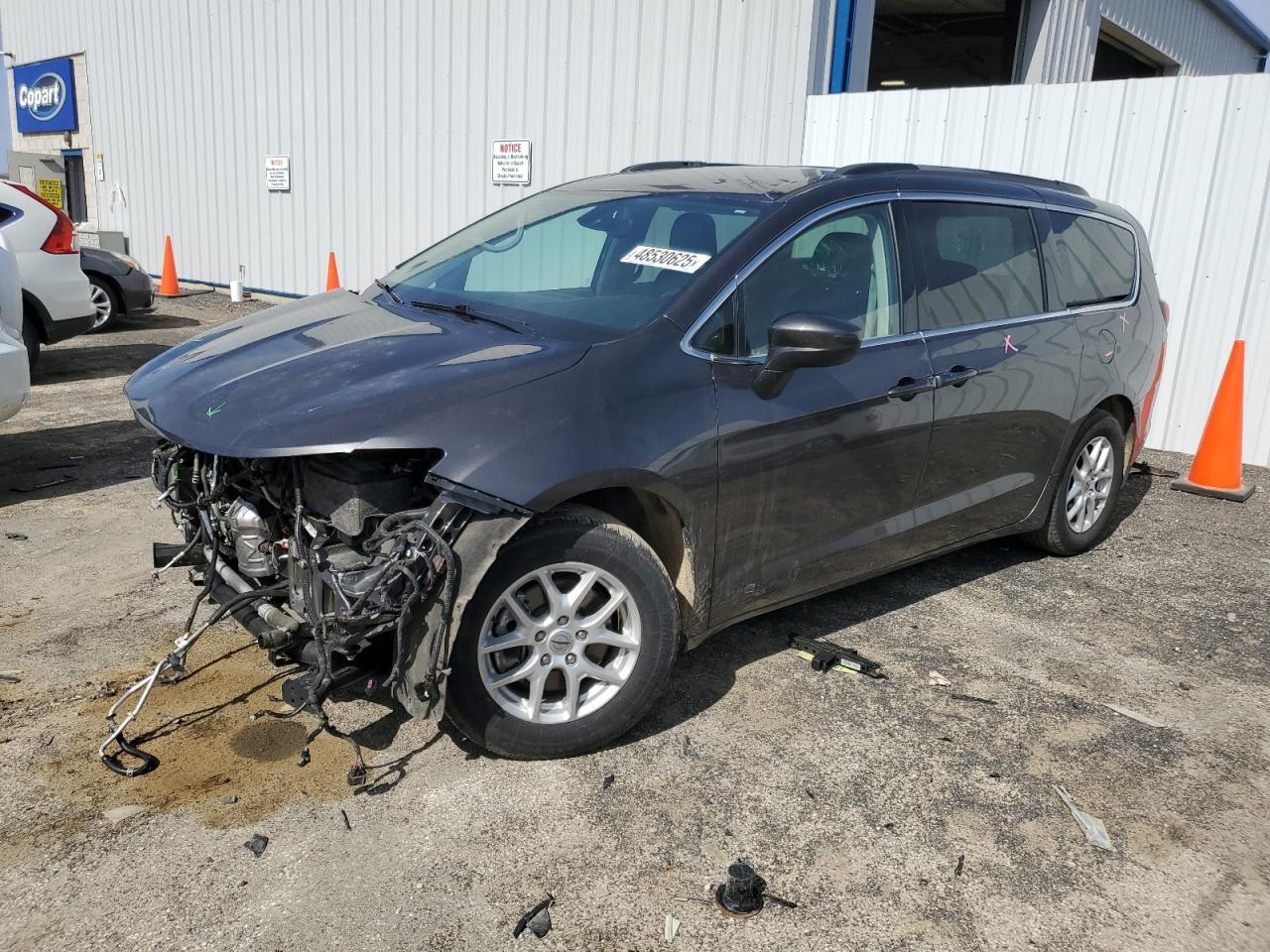 2021 Chrysler Voyager - Image 1