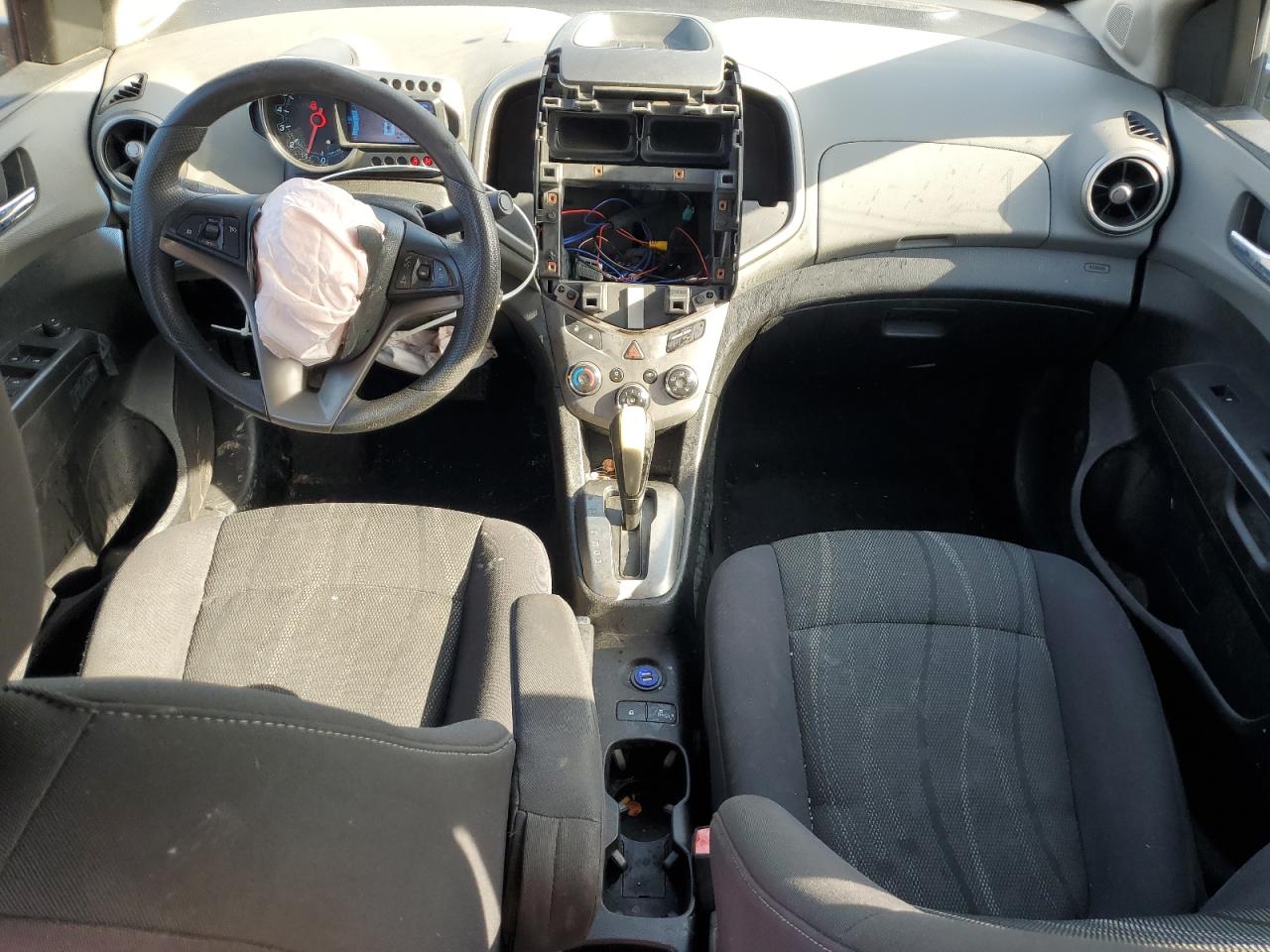 2012 Chevrolet Sonic - Image 8