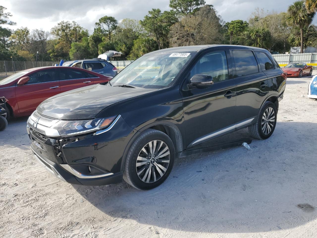2020 Mitsubishi Outlander - Image 1