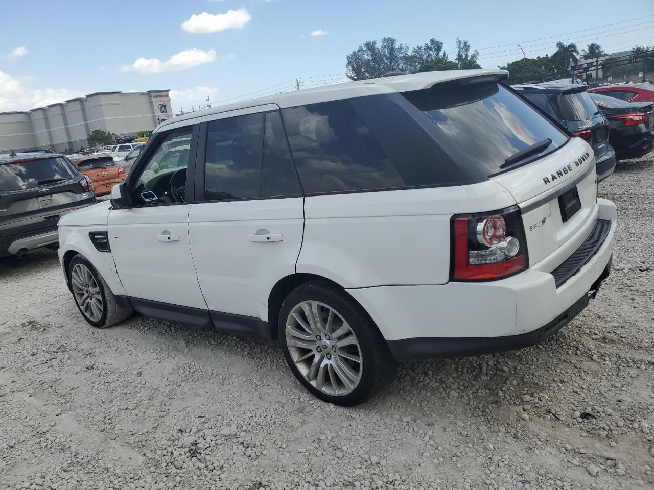 2012 Land Rover Range Rover - Image 2