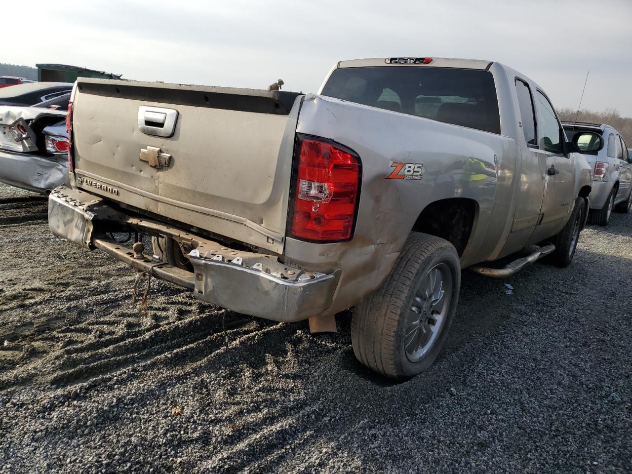 2008 Chevrolet Silverado - Image 3