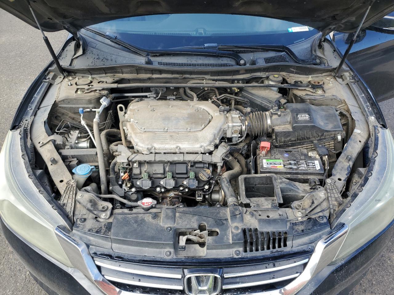 2013 Honda Accord - Image 11