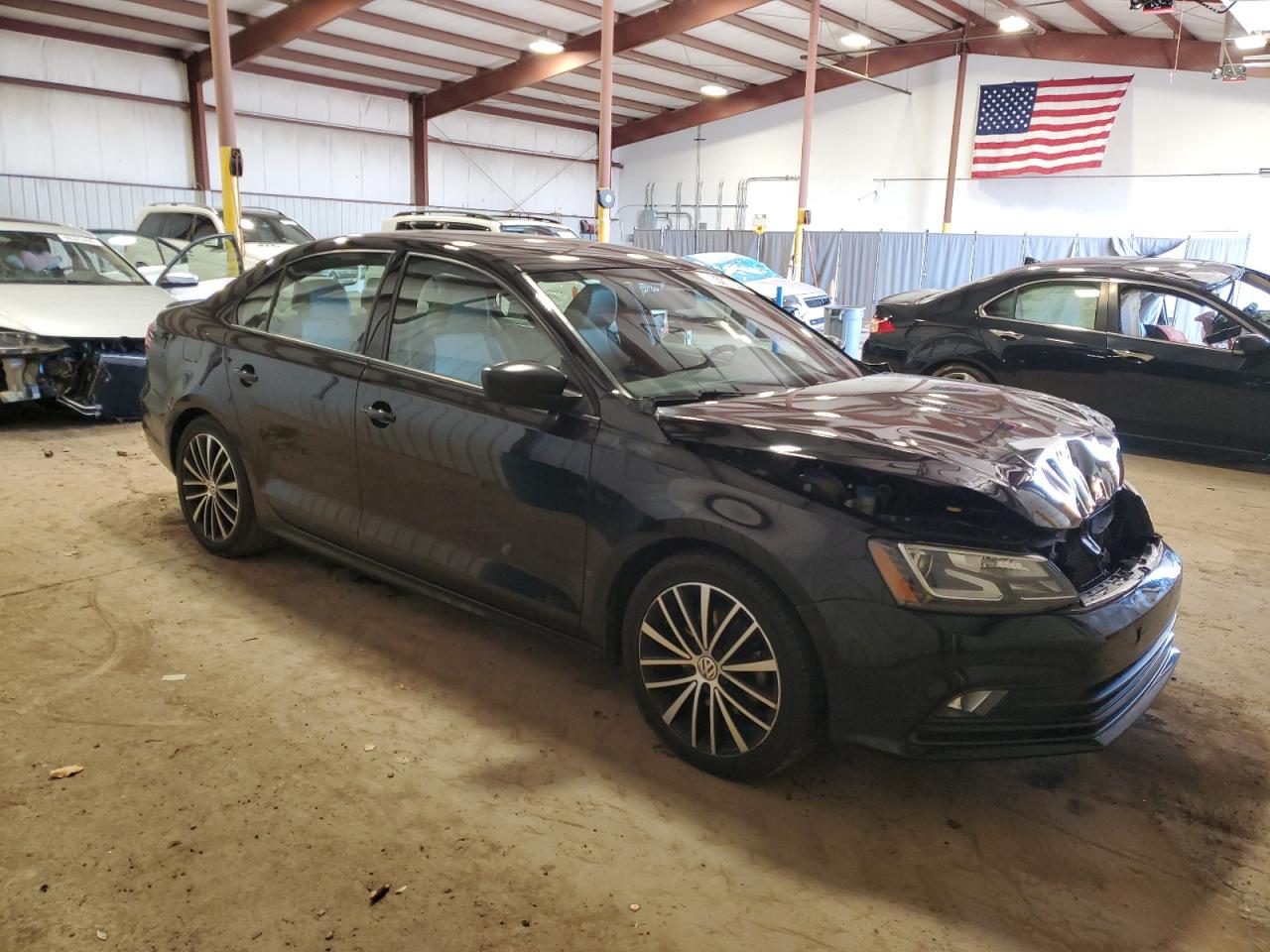2016 Volkswagen Jetta - Image 4