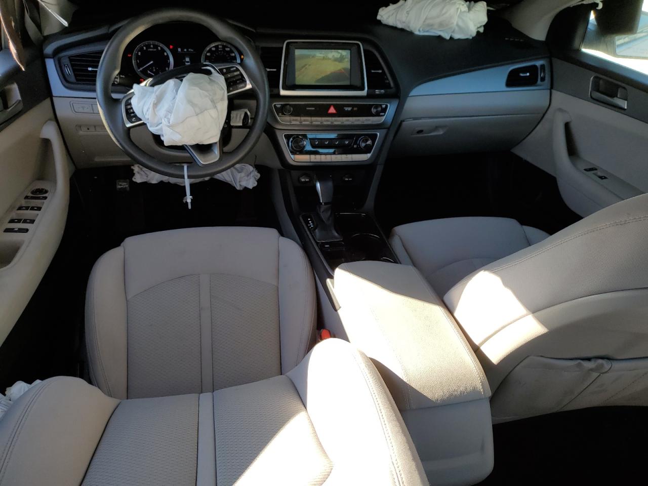 2018 Hyundai Sonata Se VIN: 5NPE24AF8JH701738 Lot: 48996425