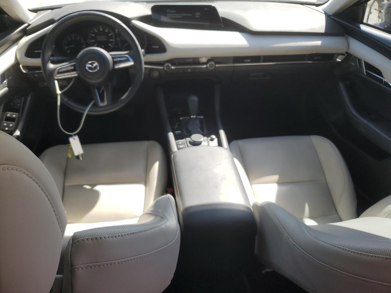 2023 Mazda 3 - Image 8