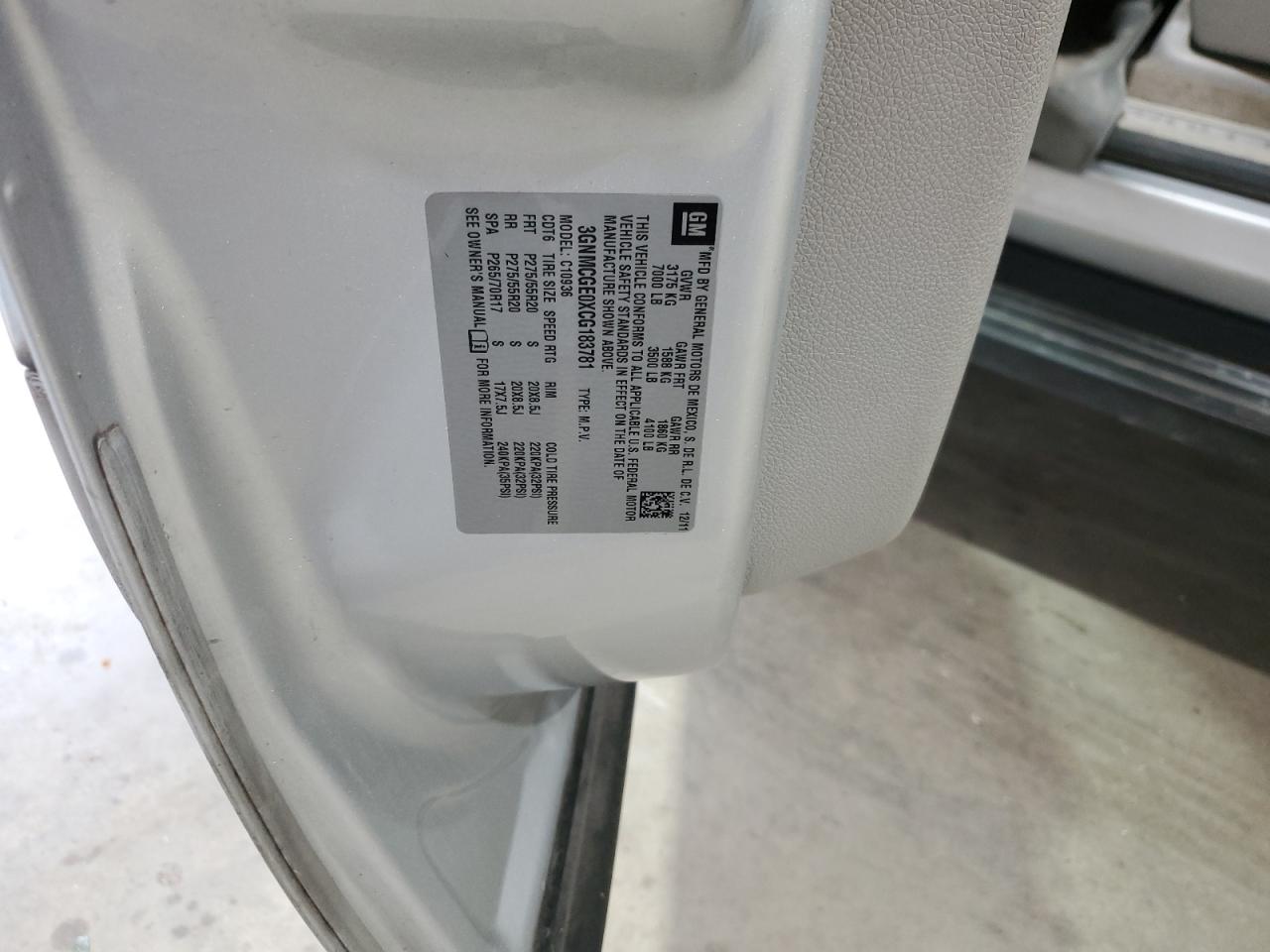 2012 Chevrolet Avalanche - Image 12