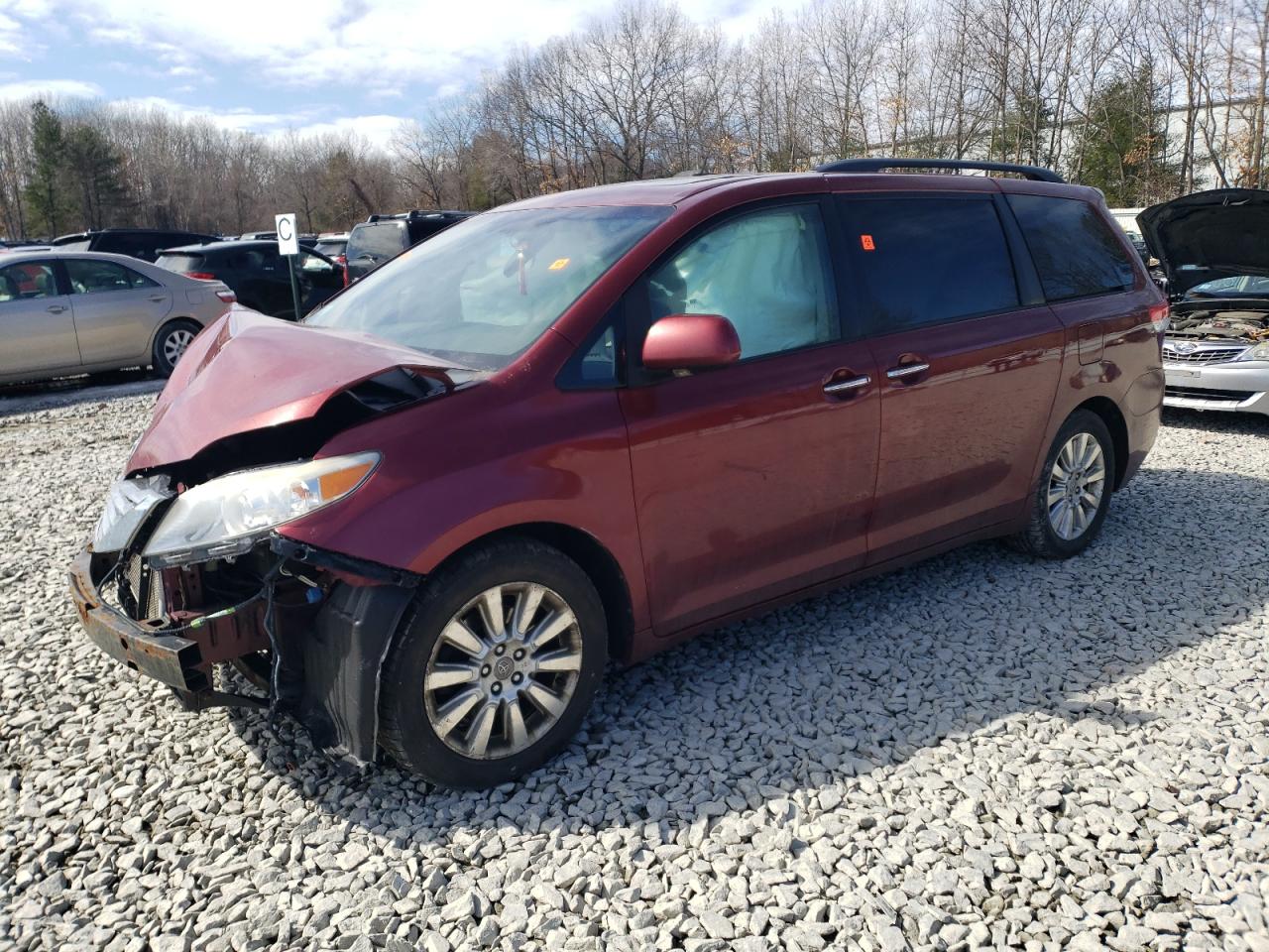 2011 Toyota Sienna - Image 1