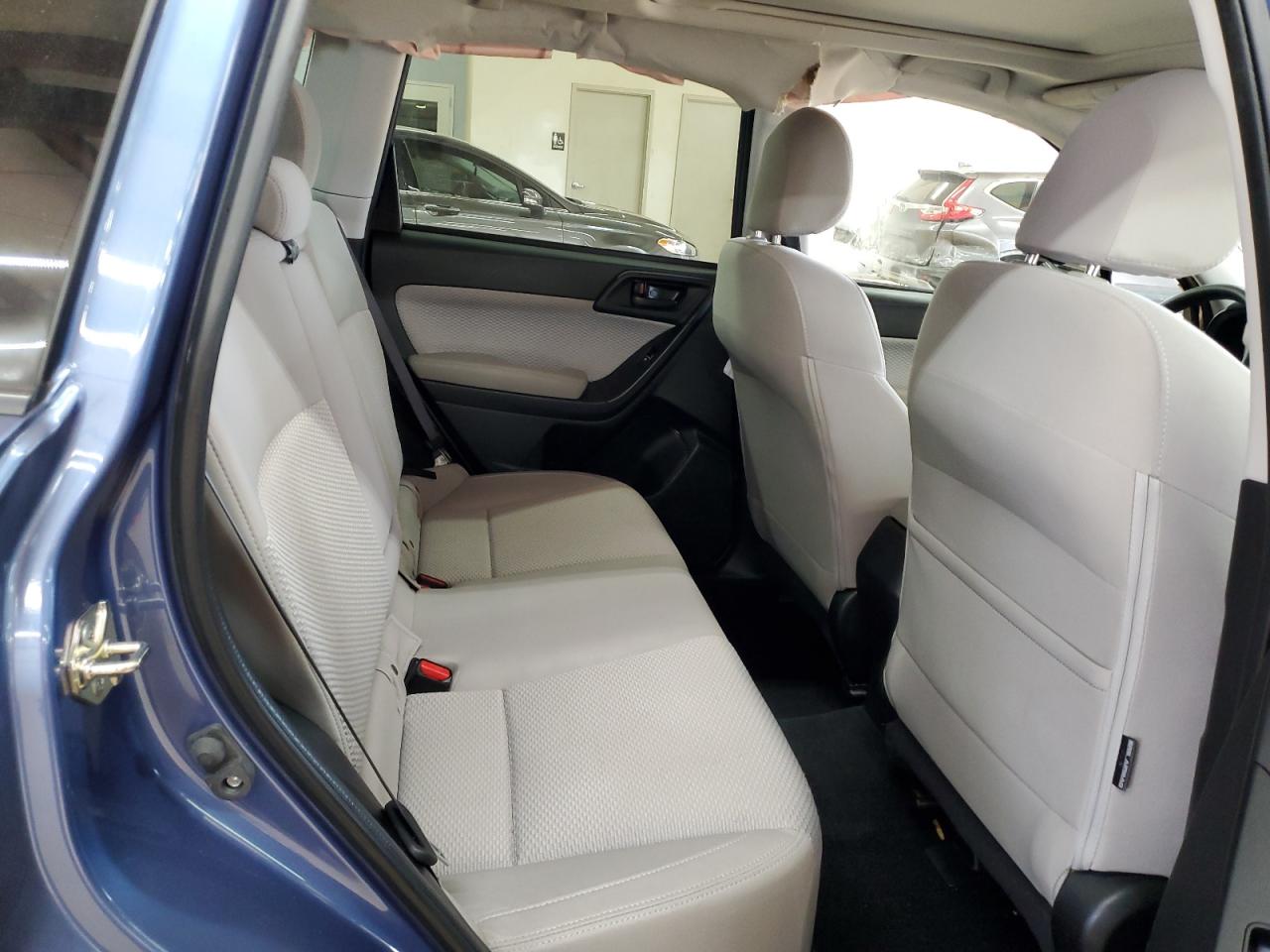 2017 Subaru Forester - Image 11