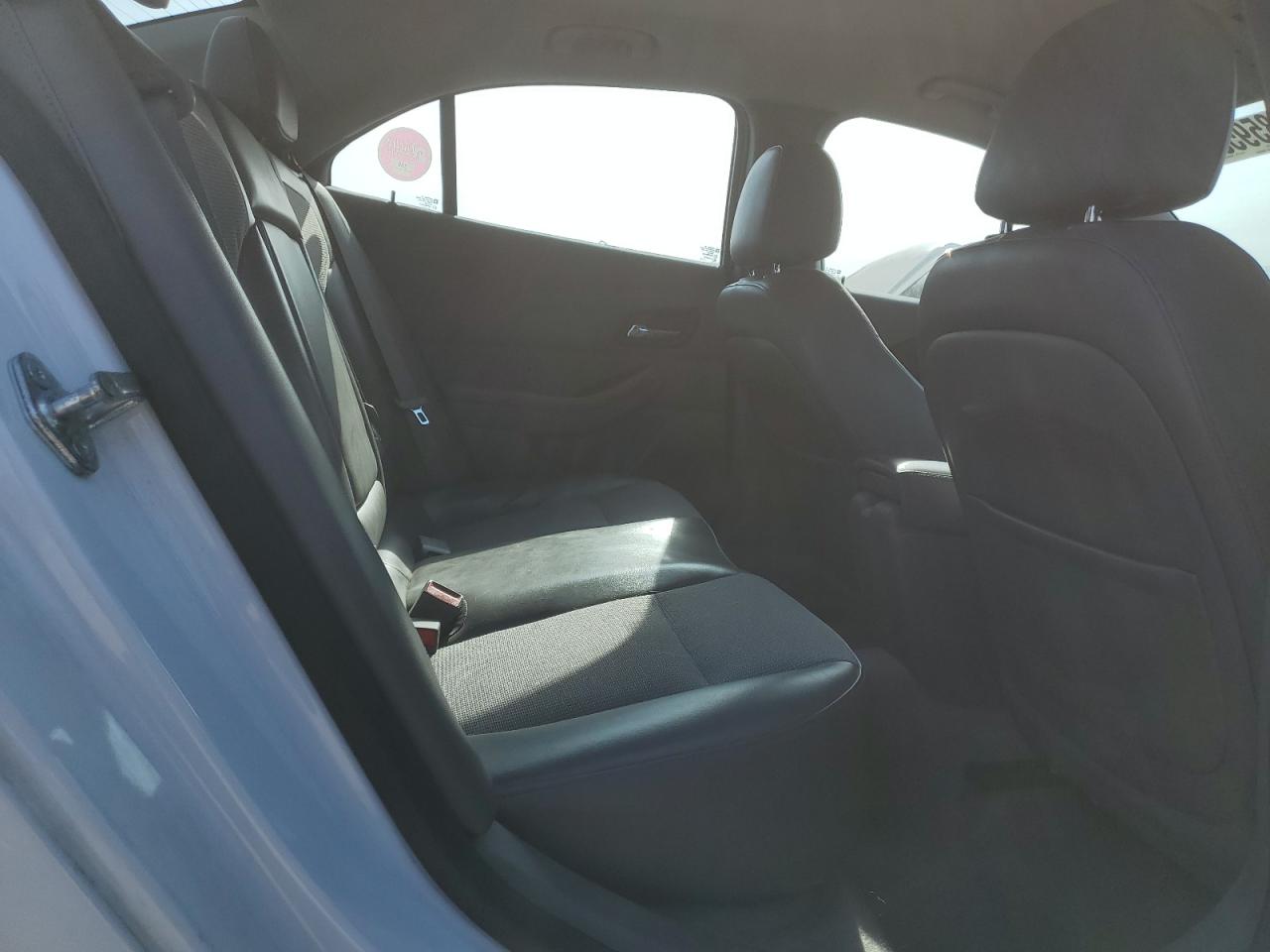 2013 Chevrolet Malibu - Image 10