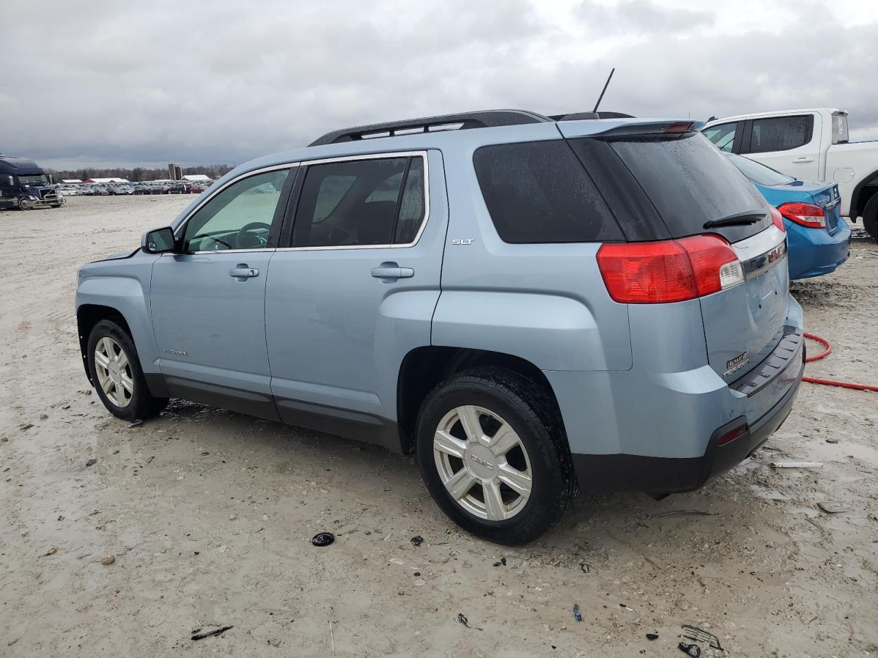 2015 GMC Terrain - Image 2