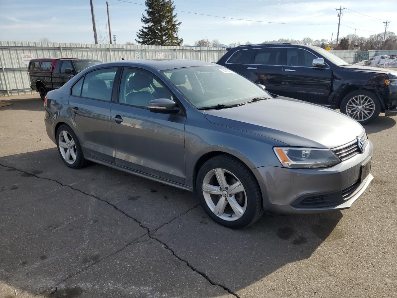 2014 Volkswagen Jetta - Image 4