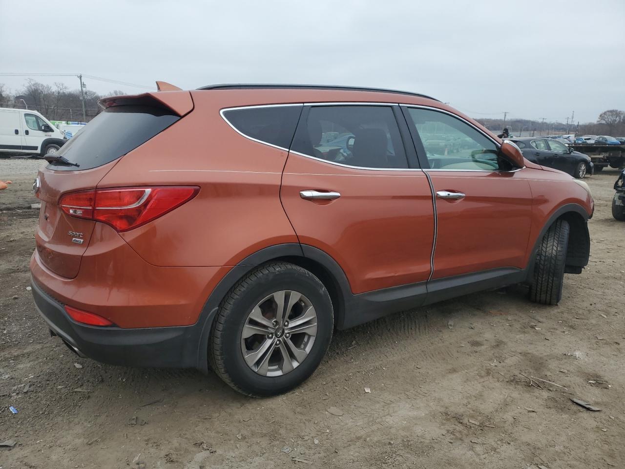 2015 Hyundai Santa Fe - Image 3
