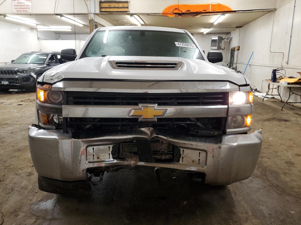 2017 Chevrolet Silverado - Image 5