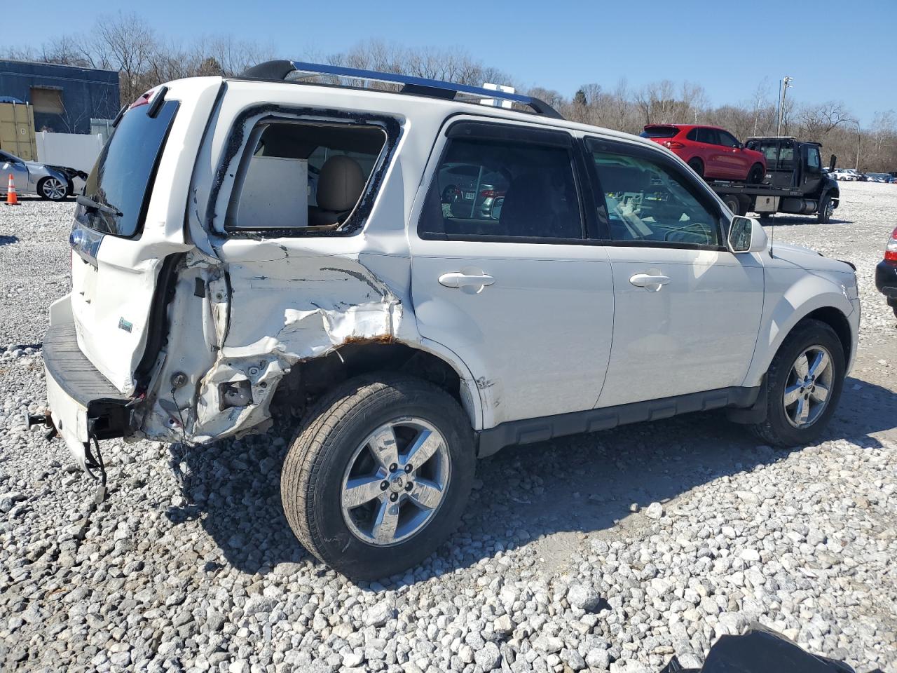 2010 Ford Escape - Image 3