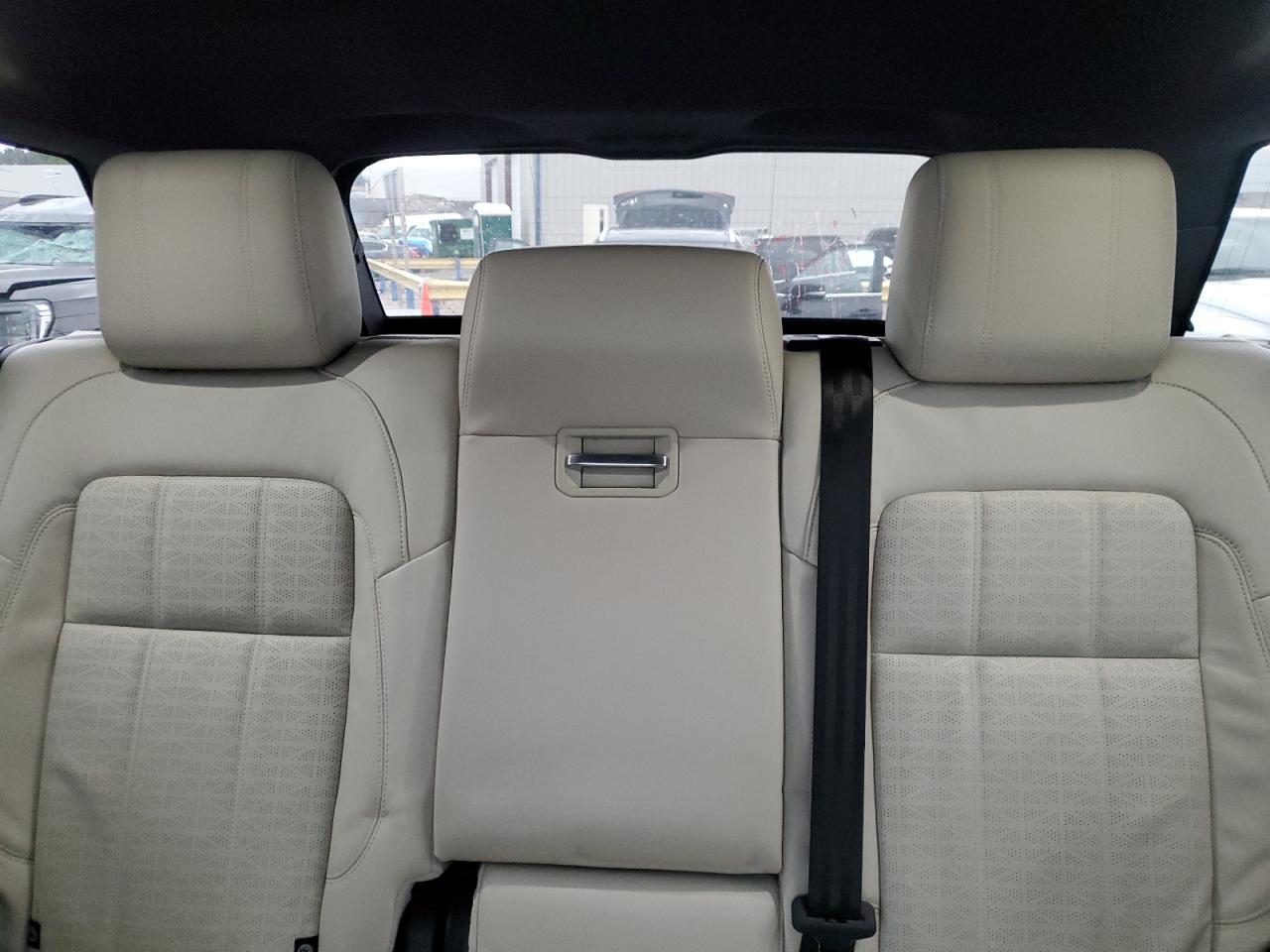 2018 Land Rover Range Rover - Image 10